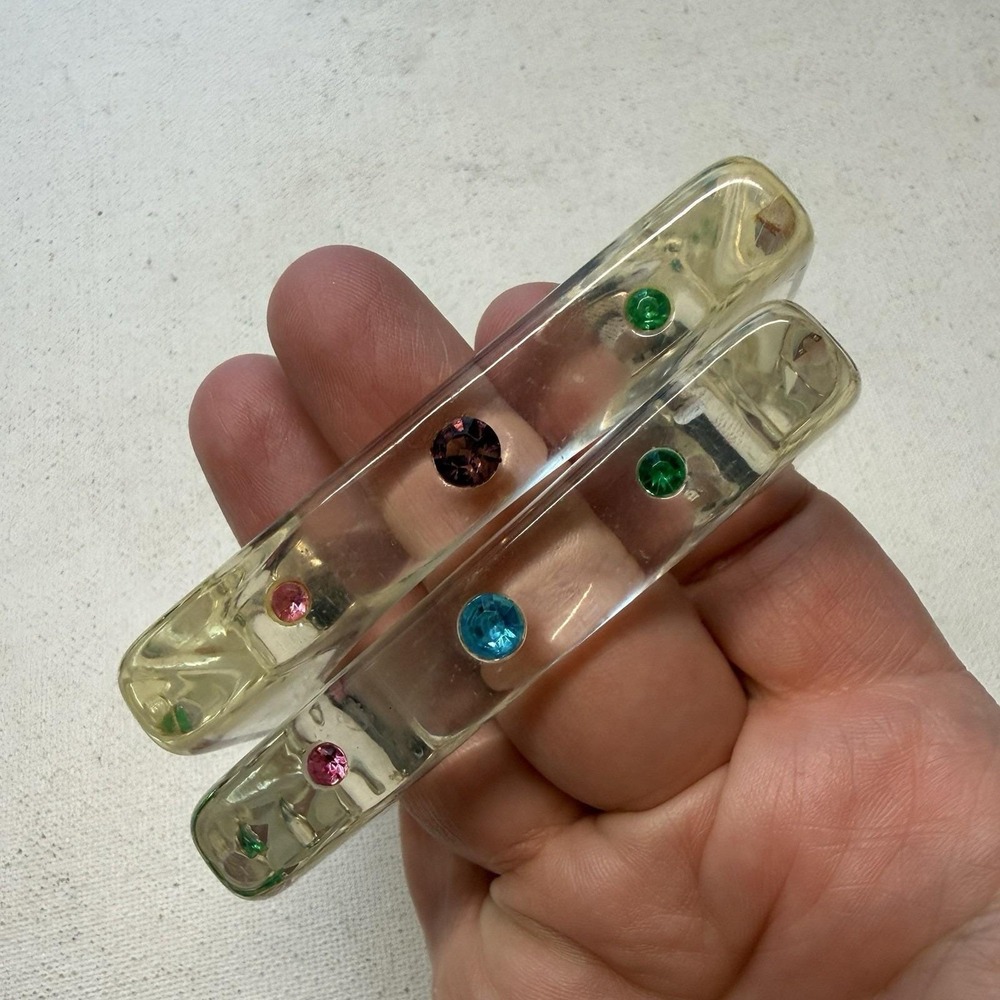 Lot Of 2 Mod Rhinestone Clear Lucite Square Bangle Bracelets Vintage Pastel 8" - Picture 5 of 9